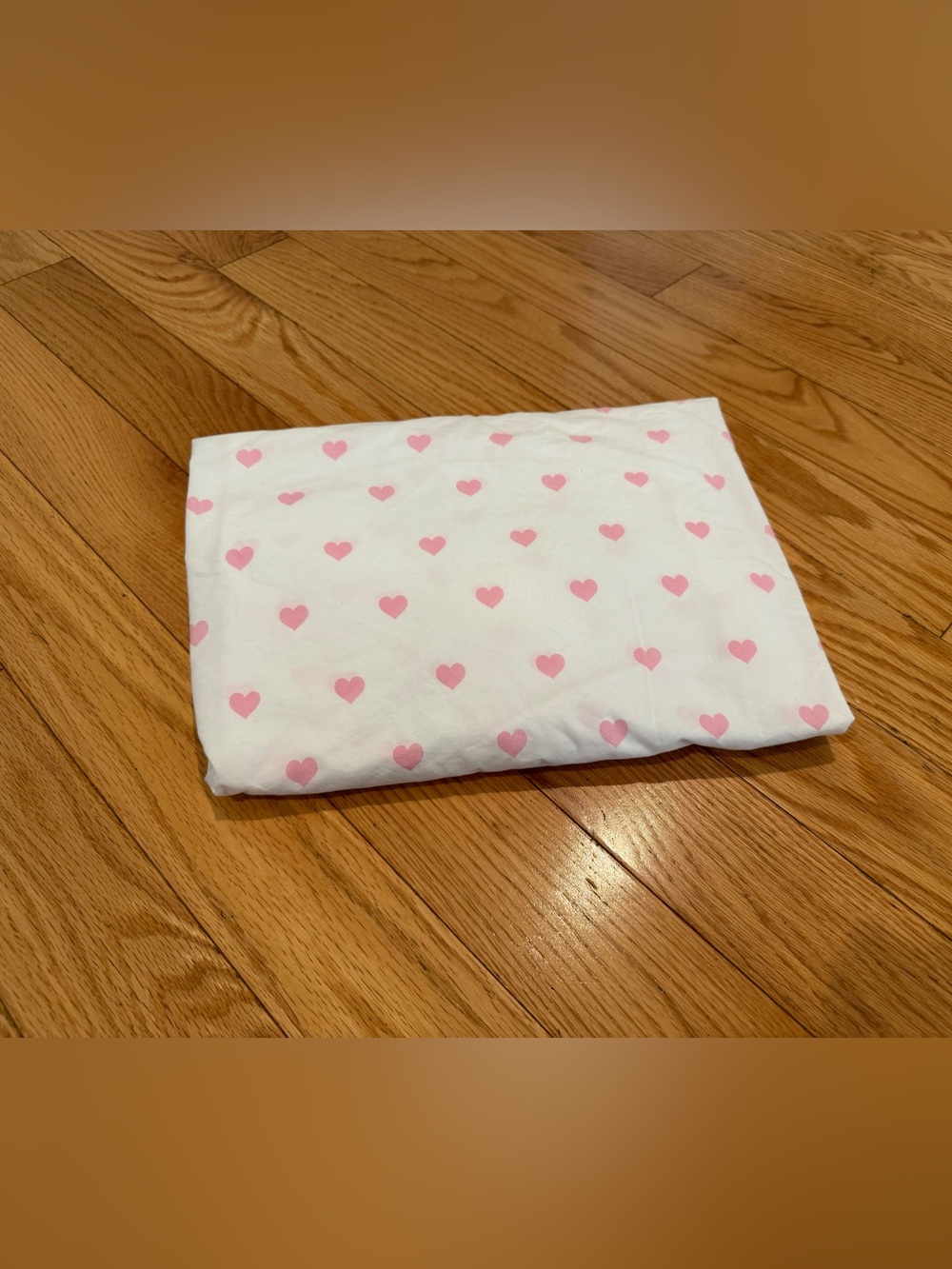 Pottery, barn kids crib sheet pink hearts